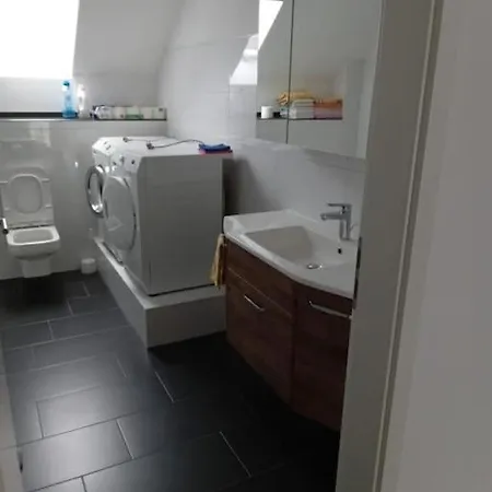 Grosse Und Schoene In Zentraler Lage 公寓