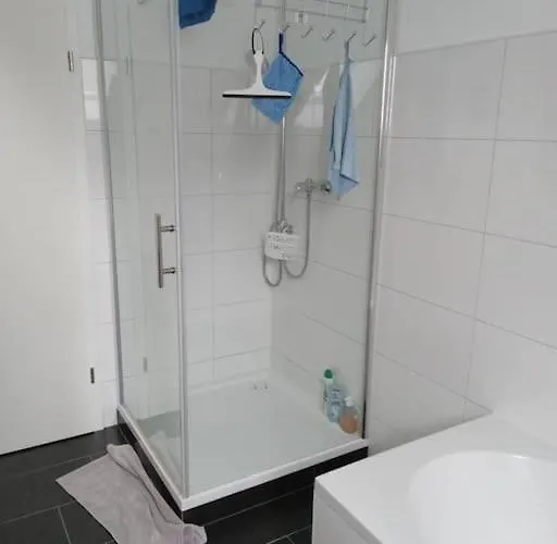 Appartement Grosse Und Schoene In Zentraler Lage