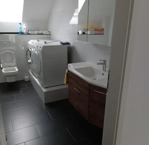 Grosse Und Schoene In Zentraler Lage Apartmán